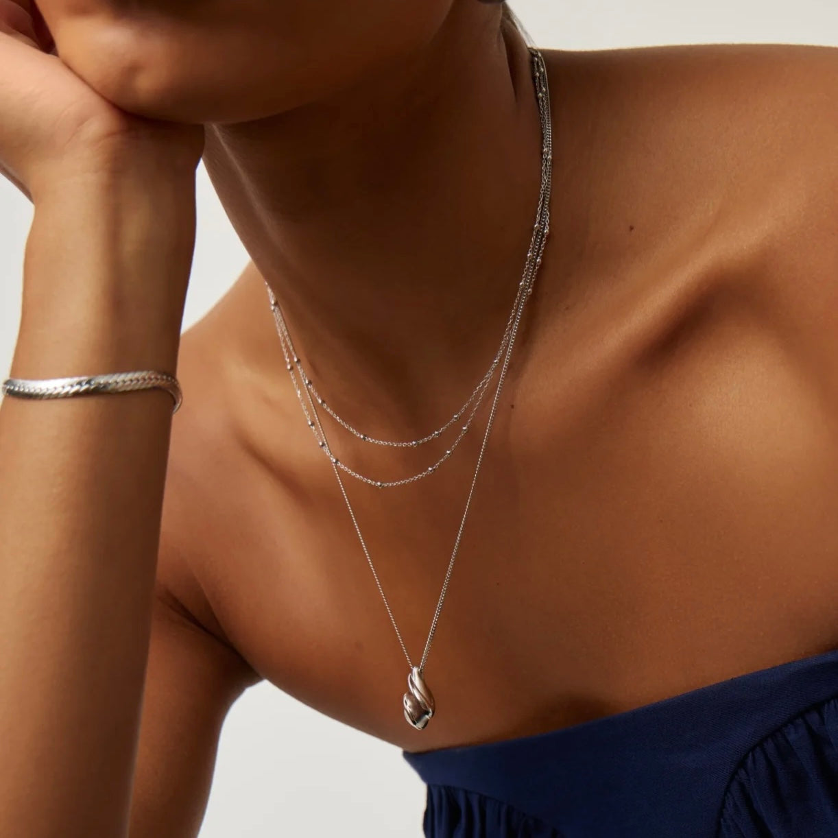 Aurelia Knot Necklace