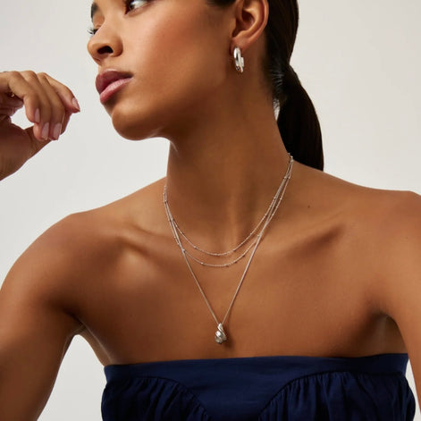 Aurelia Knot Necklace