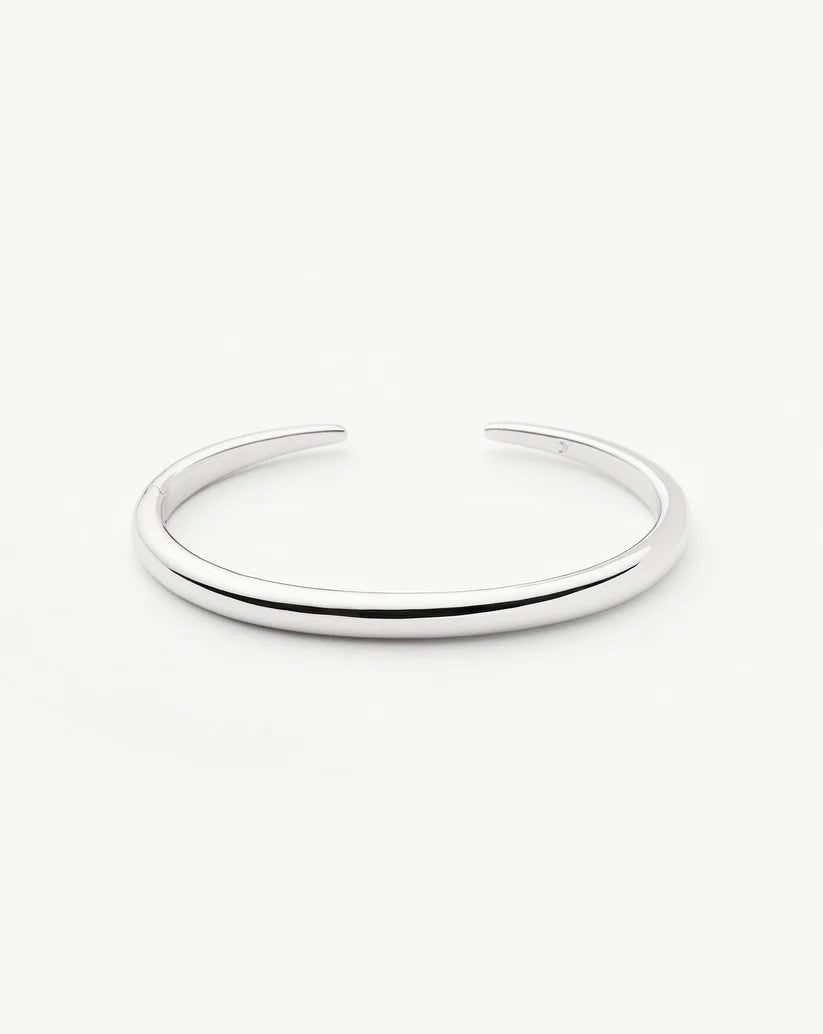 Sleek Minimalist Open Claw Cuff Bangle